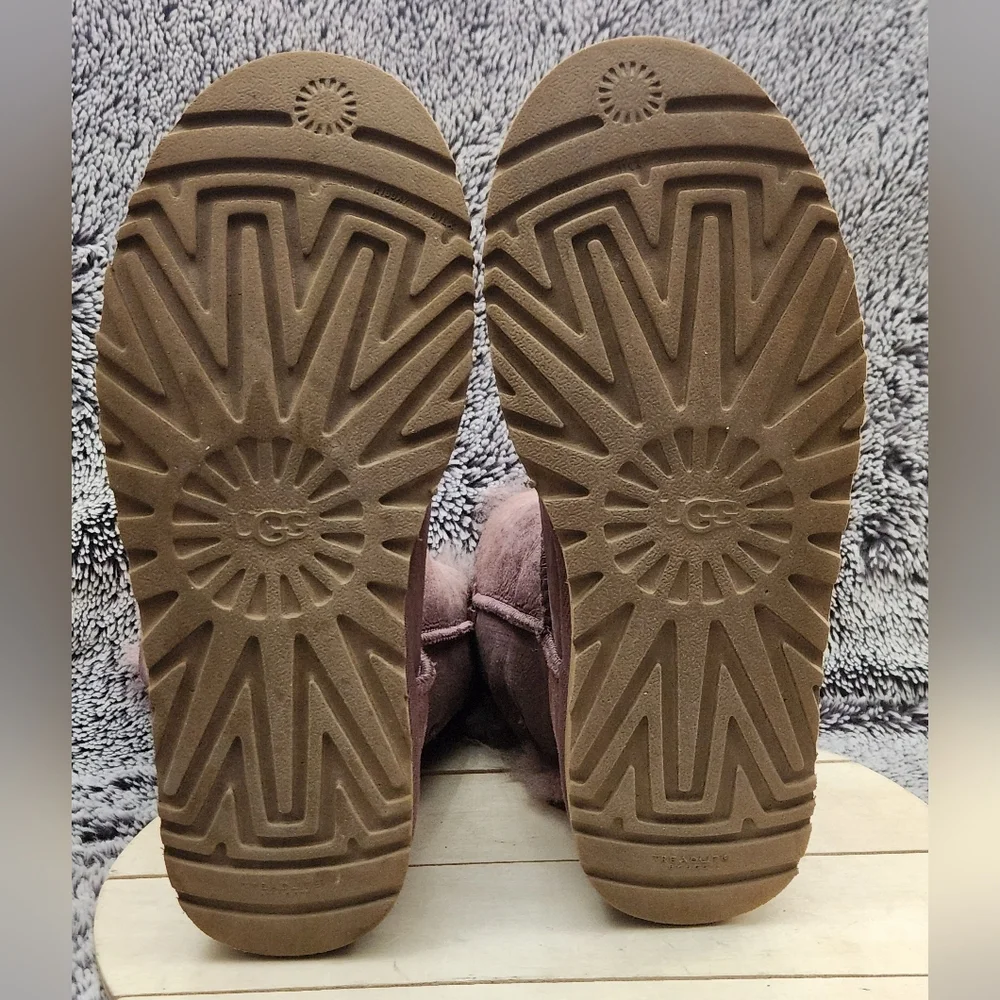 UGG Bailey Bow II Purple/Shadow Leather Sheepskin Boots Women's Size 7 - Picture 7 of 8